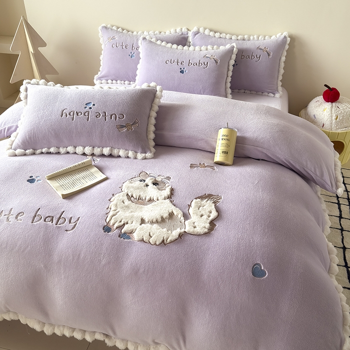 91家纺网 家纺一手货源 找家纺 （总）卡罗兰 2025新款牛奶绒兔毛绣花四件套