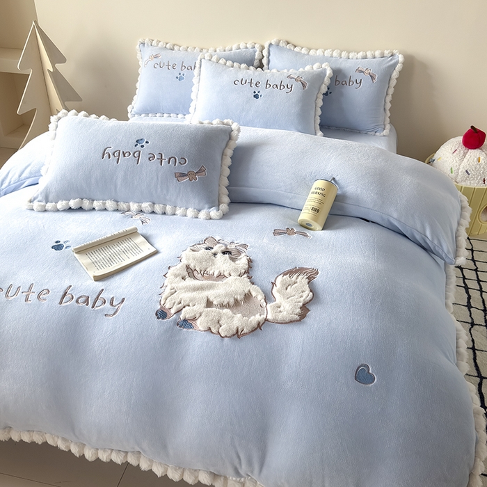 91家纺网 家纺一手货源 找家纺 （总）卡罗兰 2025新款牛奶绒兔毛绣花四件套