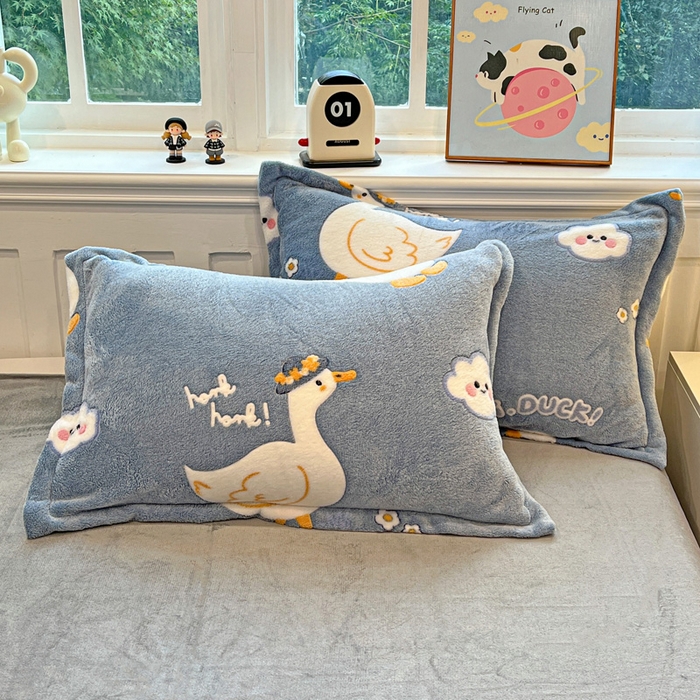 91家纺网 家纺一手货源 找家纺 韩巢家纺 2025新款高克重雪花绒牛奶绒四件套 大白鹅