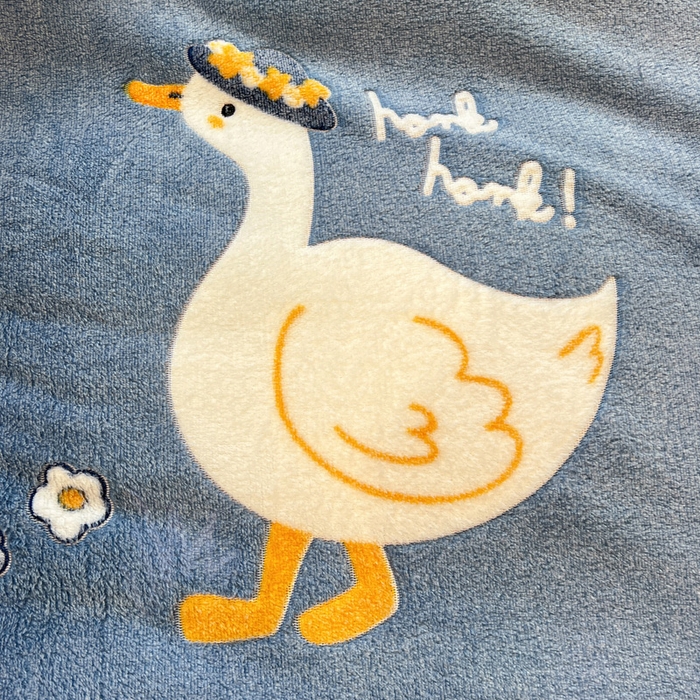 91家纺网 家纺一手货源 找家纺 韩巢家纺 2025新款高克重雪花绒牛奶绒四件套 大白鹅