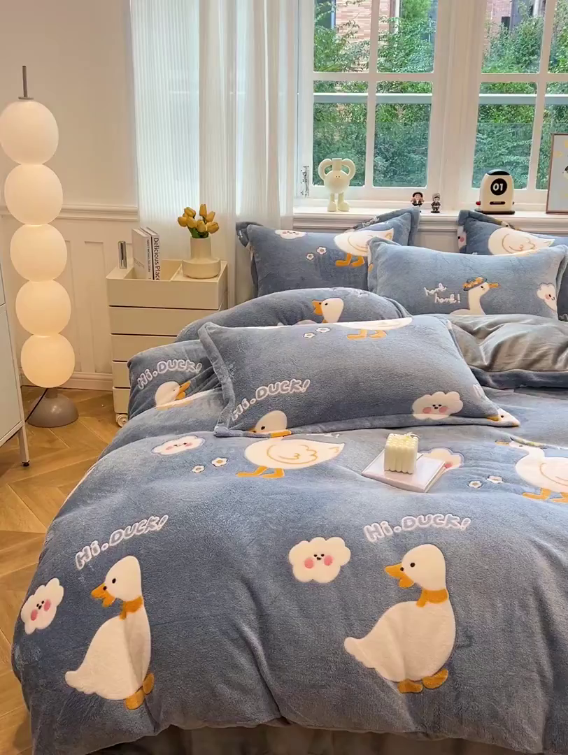 91家纺网 家纺一手货源 找家纺 韩巢家纺 2025新款高克重雪花绒牛奶绒四件套 大白鹅