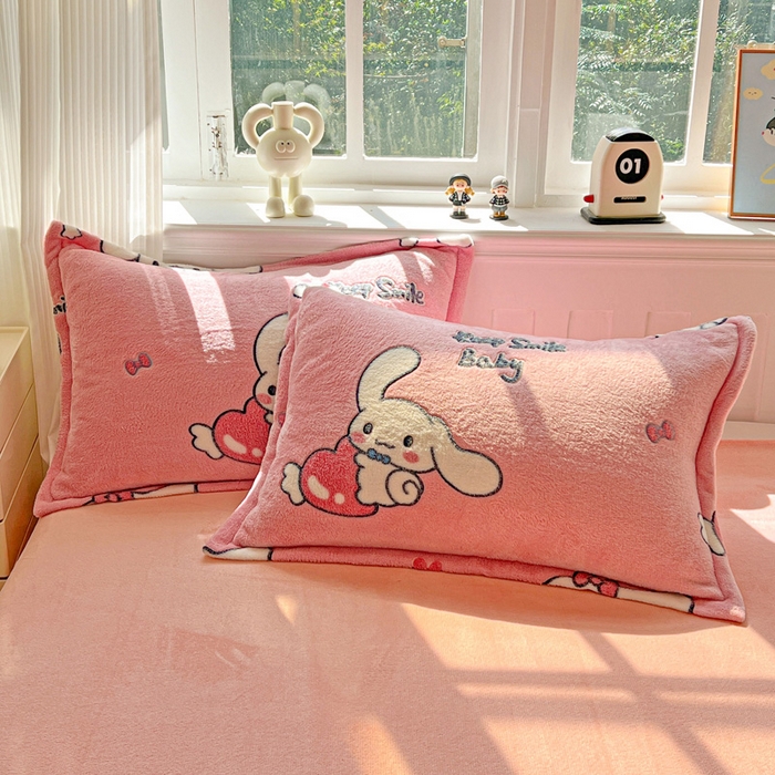 91家纺网 家纺一手货源 找家纺 韩巢家纺 2025新款高克重雪花绒牛奶绒四件套 大耳朵兔