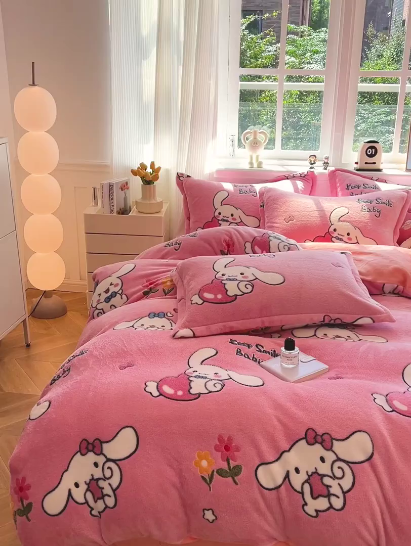 91家纺网 家纺一手货源 找家纺 韩巢家纺 2025新款高克重雪花绒牛奶绒四件套 大耳朵兔