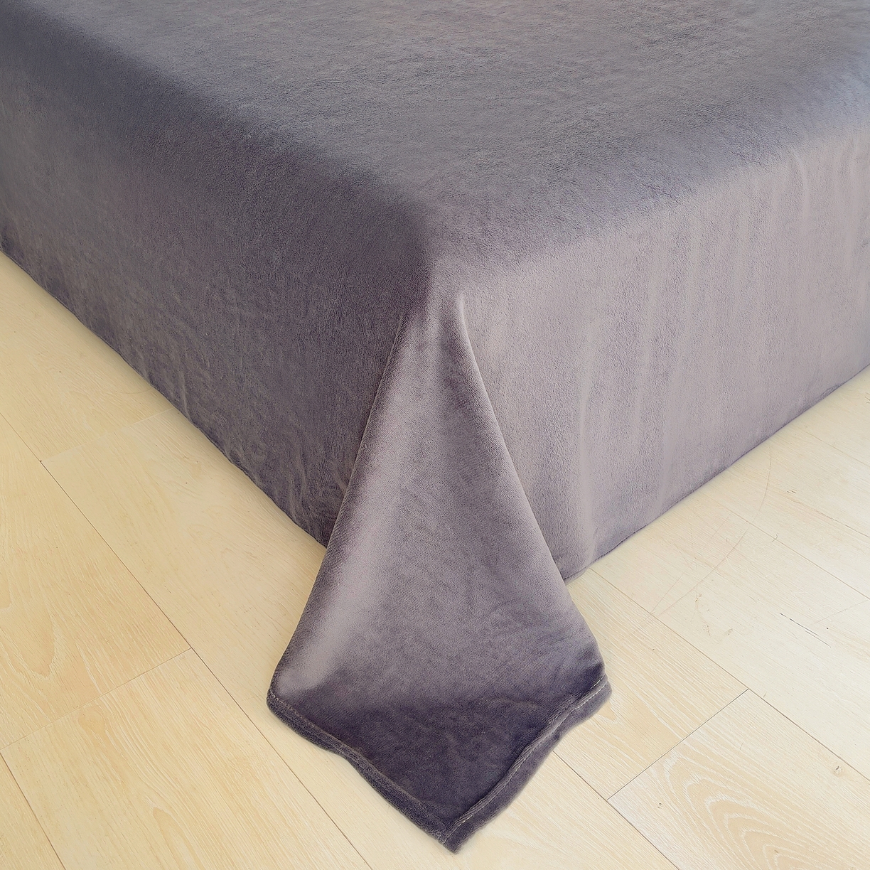 91家纺网 家纺一手货源 找家纺 炫拼家纺 2025新款高克重牛奶绒毛巾绣卡通四件套-可孚系列 可孚-咖啡猫