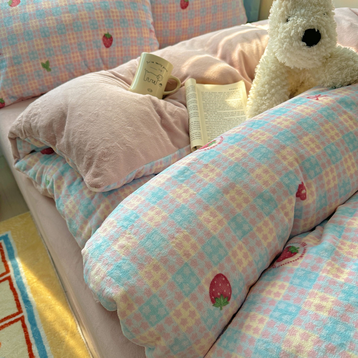 91家纺网 家纺一手货源 找家纺 （总）繁花家居 2025新款小清新180克跑量款牛奶绒三件套四件套