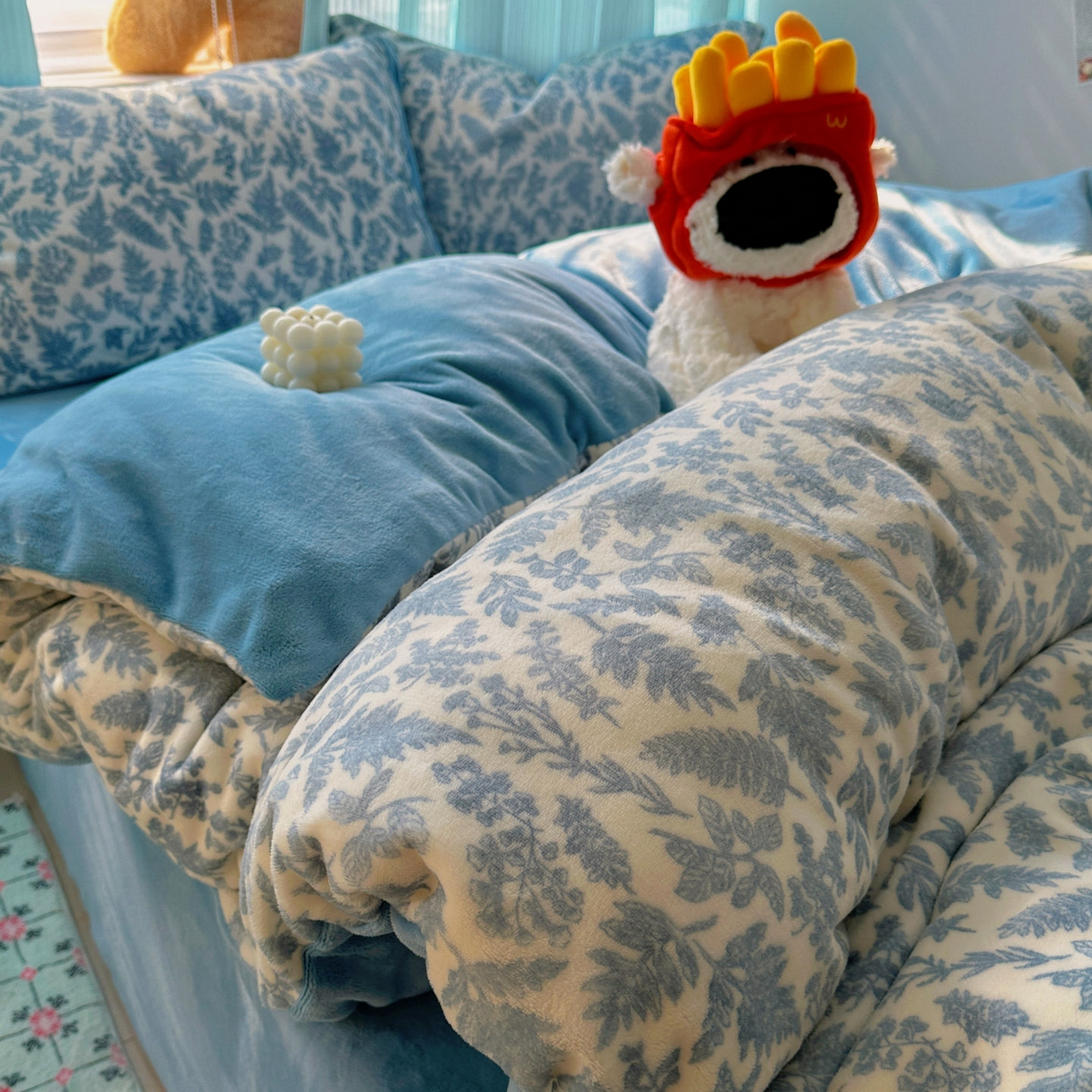 91家纺网 家纺一手货源 找家纺 （总）繁花家居 2025新款小清新180克跑量款牛奶绒三件套四件套