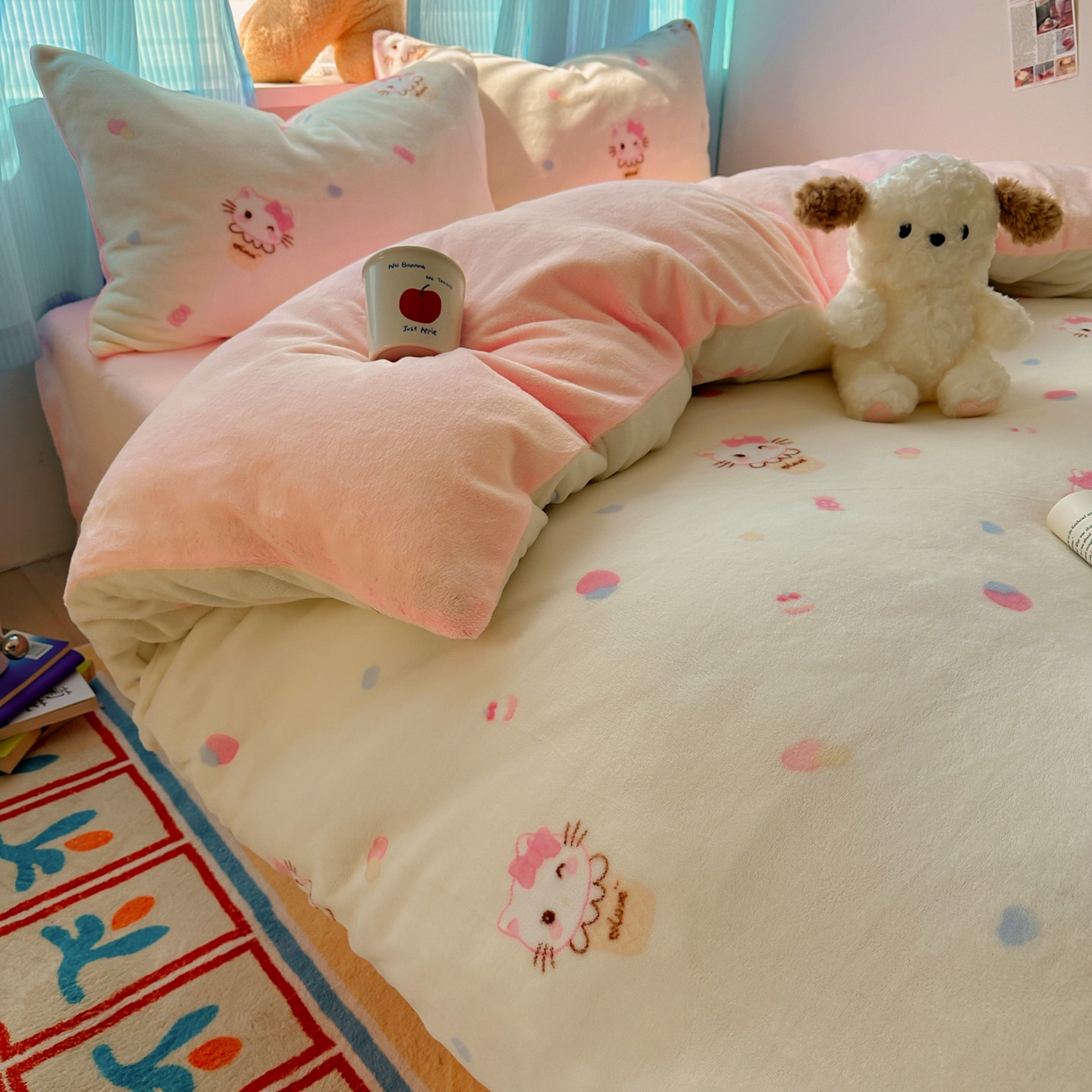 91家纺网 家纺一手货源 找家纺 繁花家居 2025新款小清新180克跑量款牛奶绒三件套四件套 冰淇淋奶猫