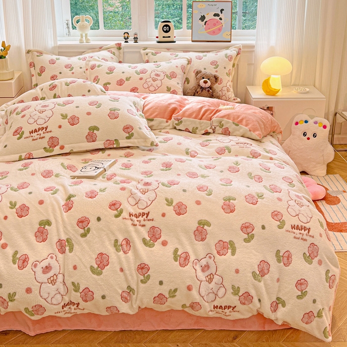 91家纺网 家纺一手货源 找家纺 韩巢家纺 2025新款高克重雪花绒牛奶绒四件套 花花世界