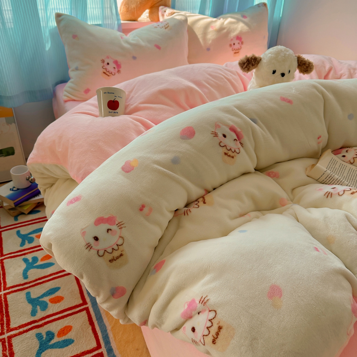 91家纺网 家纺一手货源 找家纺 繁花家居 2025新款小清新180克跑量款牛奶绒三件套四件套 冰淇淋奶猫