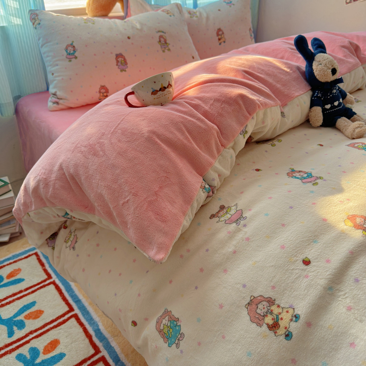 91家纺网 家纺一手货源 找家纺 繁花家居 2025新款小清新180克跑量款牛奶绒三件套四件套 彩色星梦