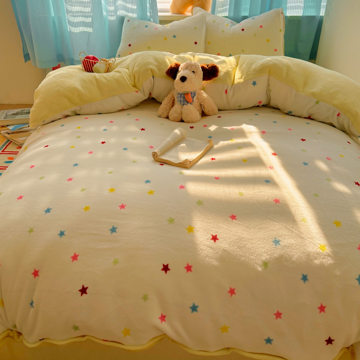 91家纺网 家纺一手货源 找家纺 繁花家居 2025新款小清新180克跑量款牛奶绒三件套四件套 彩色星星