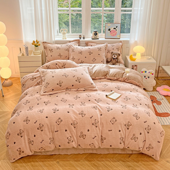 91家纺网 家纺一手货源 找家纺 韩巢家纺 2025新款高克重雪花绒牛奶绒四件套 咖色熊