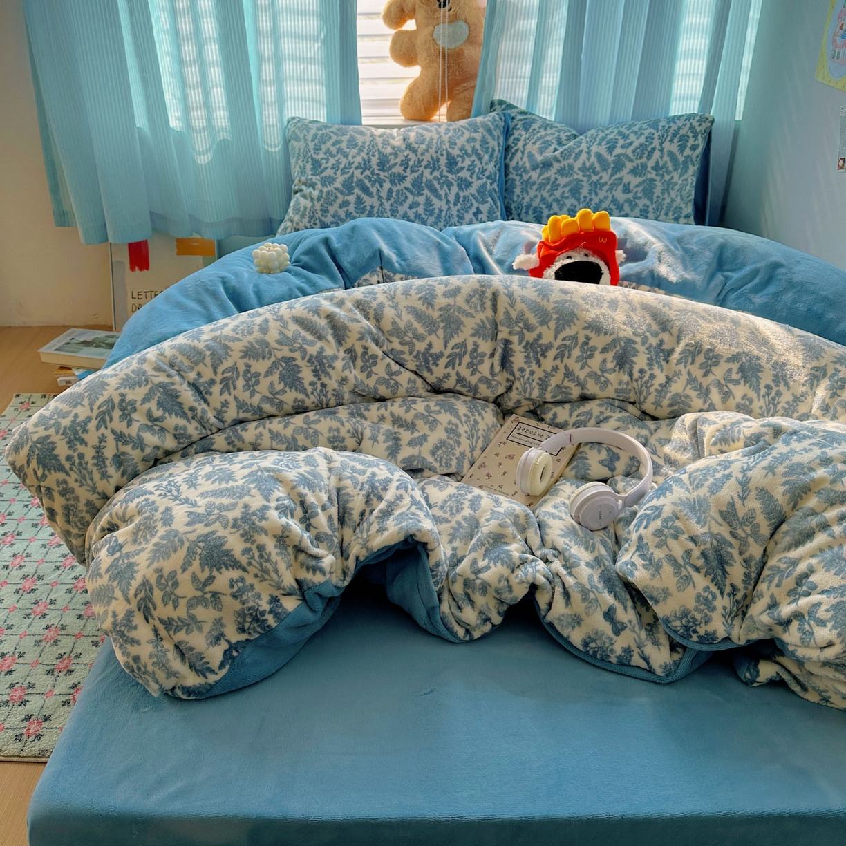 91家纺网 家纺一手货源 找家纺 繁花家居 2025新款小清新180克跑量款牛奶绒三件套四件套 花枝恋蝶