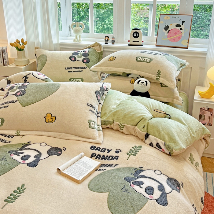 91家纺网 家纺一手货源 找家纺 韩巢家纺 2025新款高克重雪花绒牛奶绒四件套 快乐熊猫