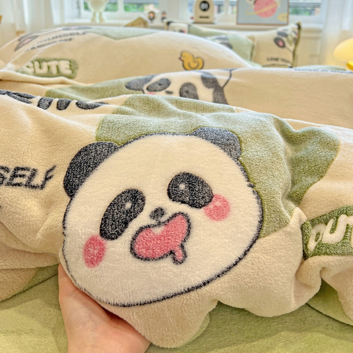 91家纺网 家纺一手货源 找家纺 韩巢家纺 2025新款高克重雪花绒牛奶绒四件套 快乐熊猫