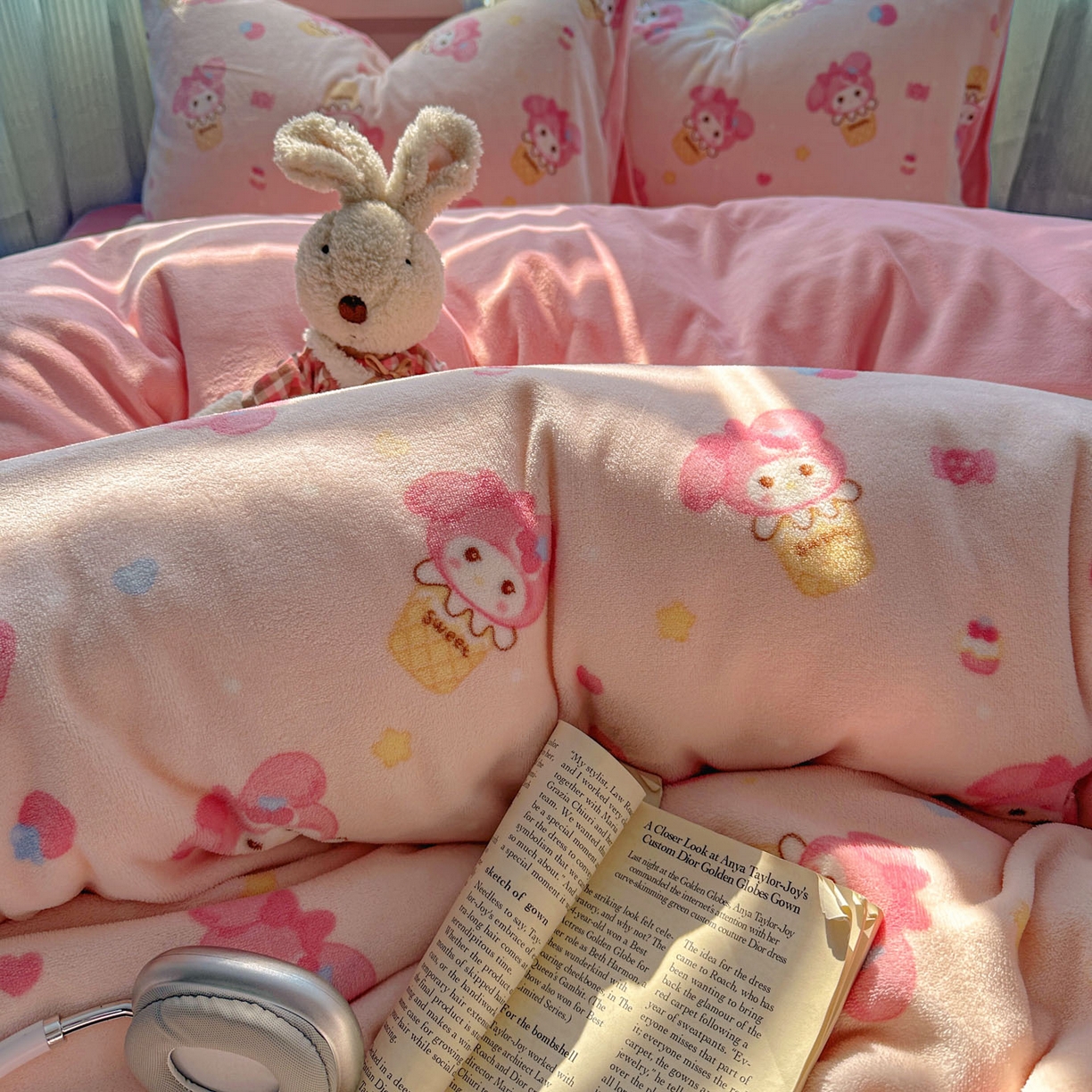 91家纺网 家纺一手货源 找家纺 繁花家居 2025新款小清新180克跑量款牛奶绒三件套四件套 可爱美蒂