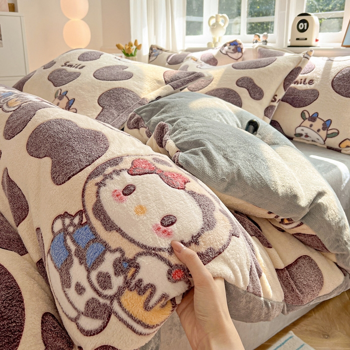 91家纺网 家纺一手货源 找家纺 韩巢家纺 2025新款高克重雪花绒牛奶绒四件套 奶油小猫