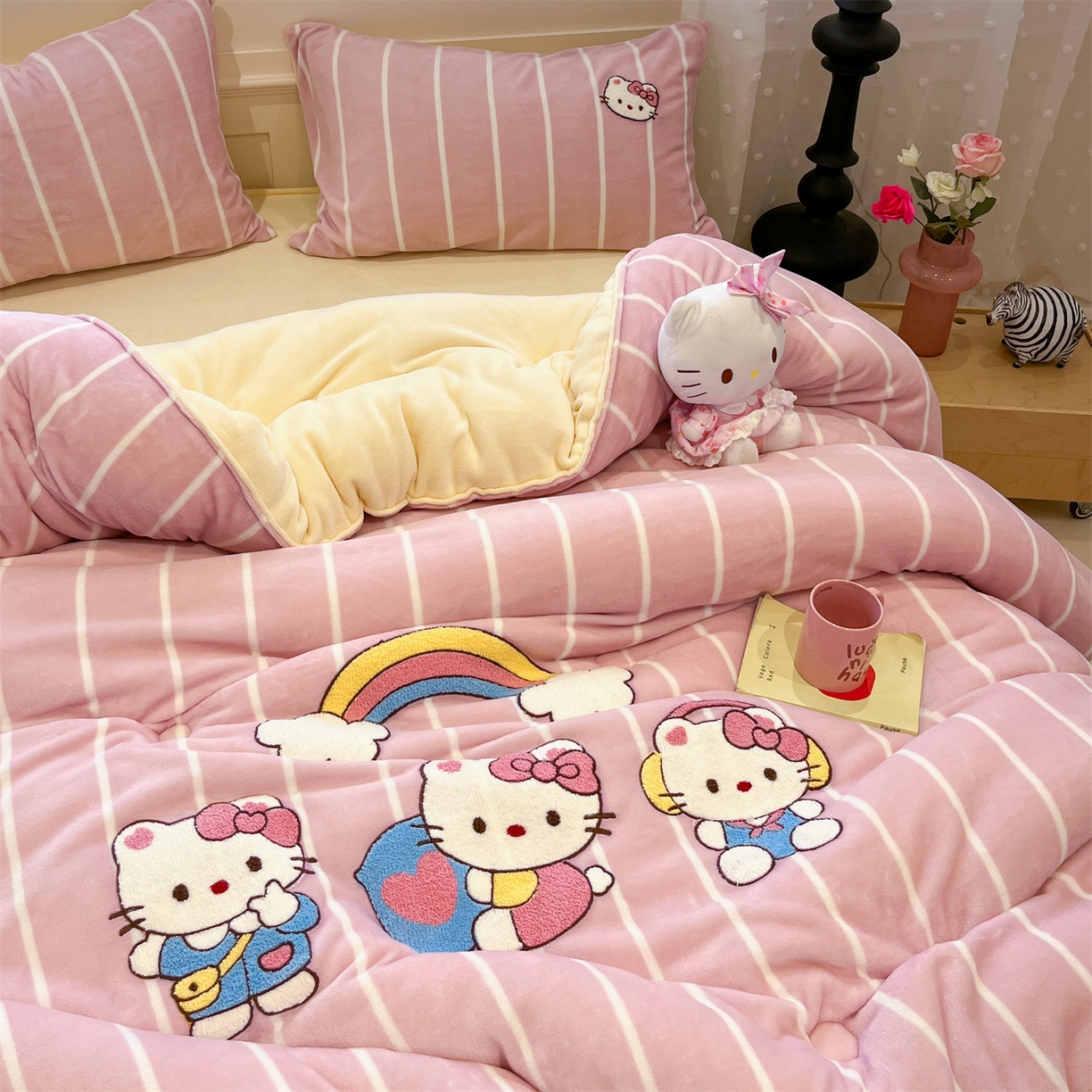 91家纺网 家纺一手货源 找家纺 优迈 2025新品牛奶绒毛巾绣冬被 被子被芯 冬被-彩虹梦乡