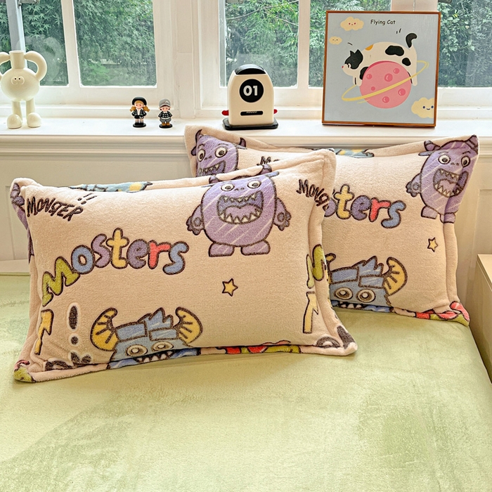 91家纺网 家纺一手货源 找家纺 韩巢家纺 2025新款高克重雪花绒牛奶绒四件套 小怪兽