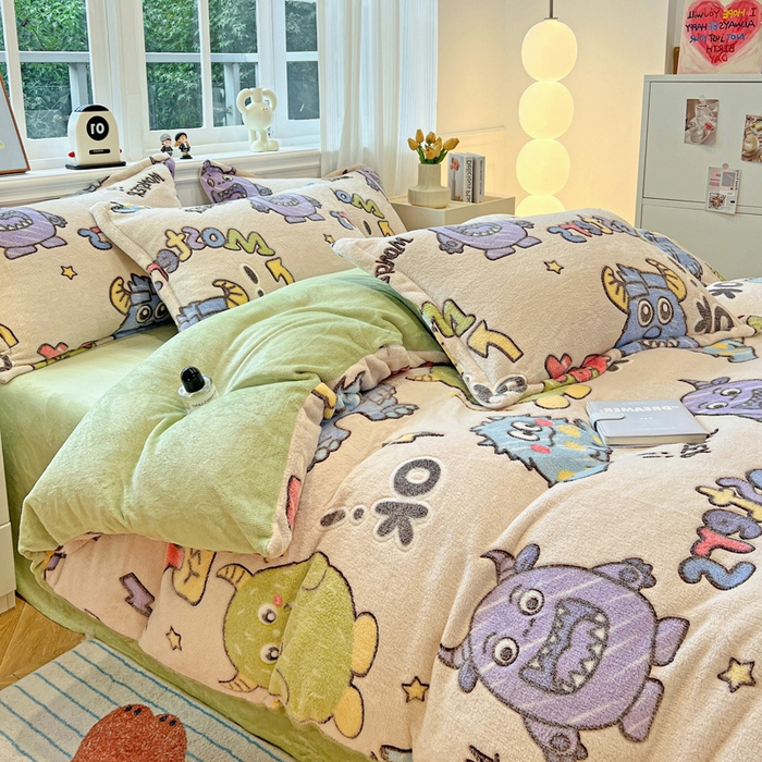 91家纺网 家纺一手货源 找家纺 韩巢家纺 2025新款高克重雪花绒牛奶绒四件套 小怪兽