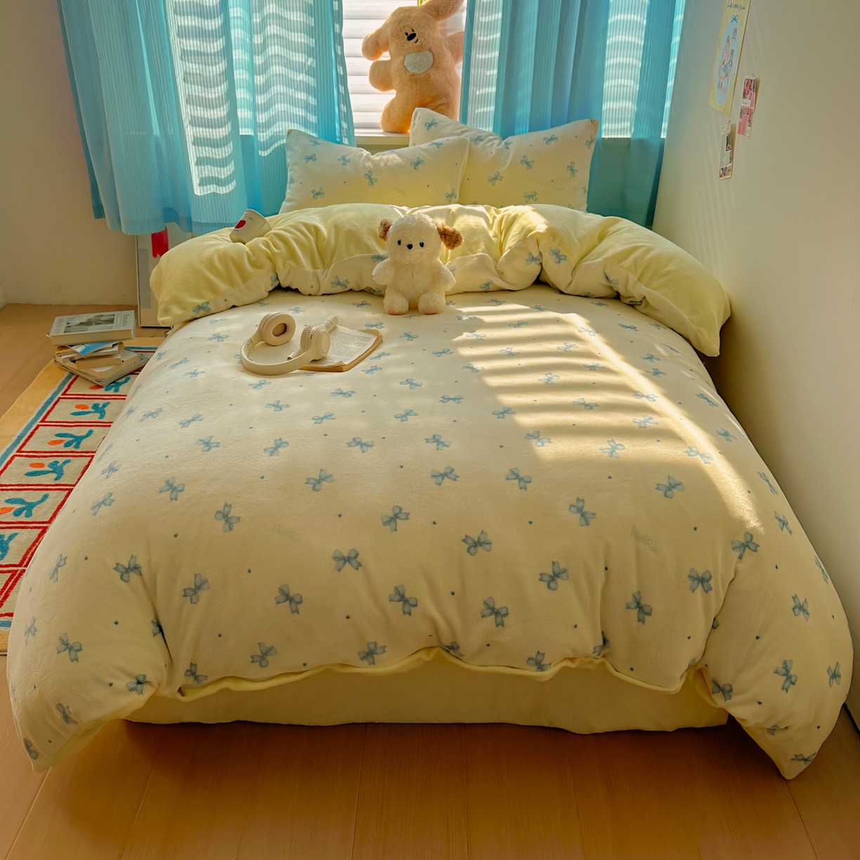 91家纺网 家纺一手货源 找家纺 繁花家居 2025新款小清新180克跑量款牛奶绒三件套四件套 奶黄少女结