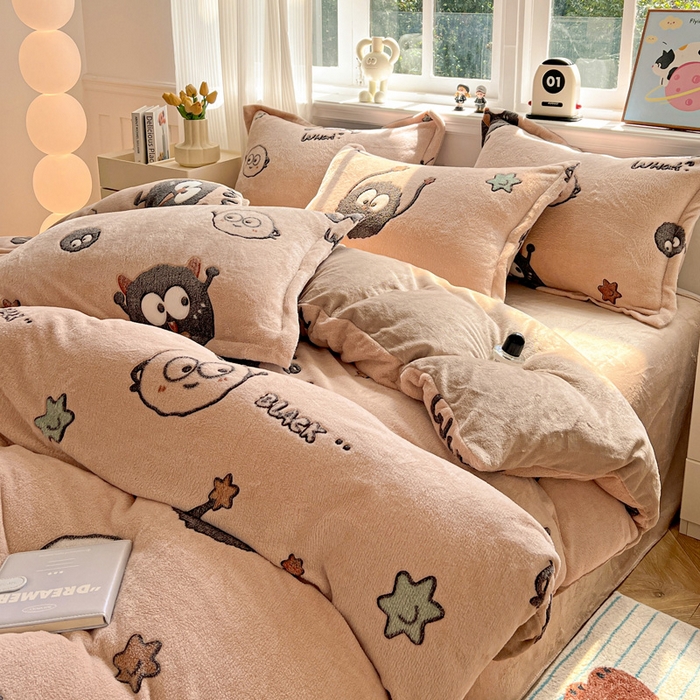 91家纺网 家纺一手货源 找家纺 韩巢家纺 2025新款高克重雪花绒牛奶绒四件套 小煤球