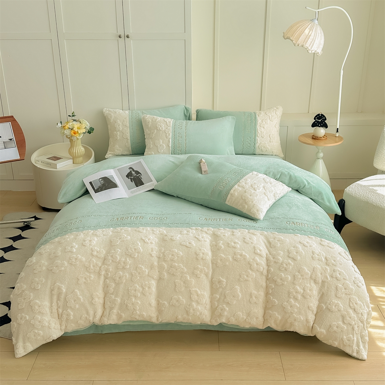 91家纺网 家纺一手货源 找家纺 灰鲸 2025新款牛奶绒拼接刺绣四件套-安娜 安娜-抹茶绿