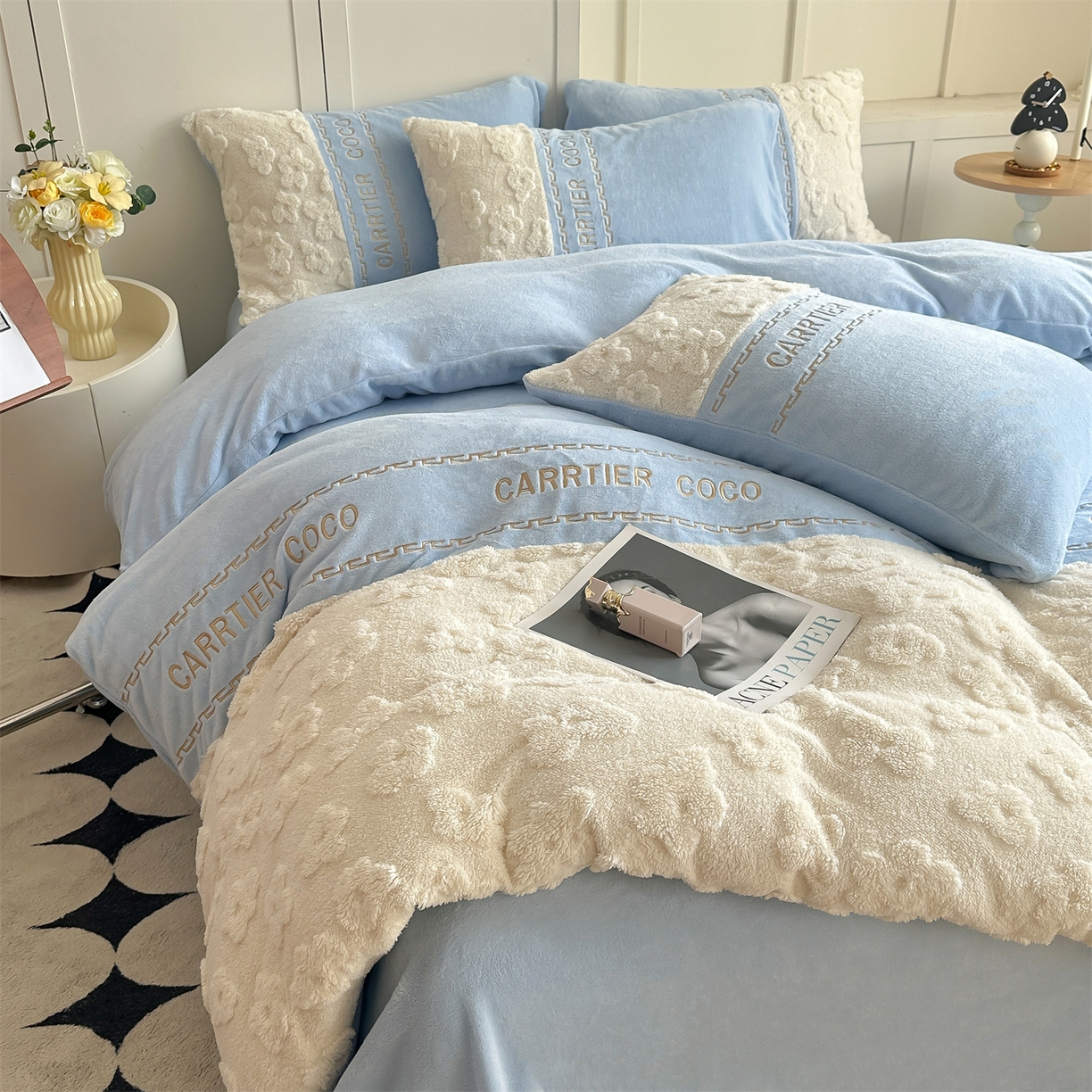 91家纺网 家纺一手货源 找家纺 （总）灰鲸 2025新款牛奶绒拼接刺绣四件套-安娜