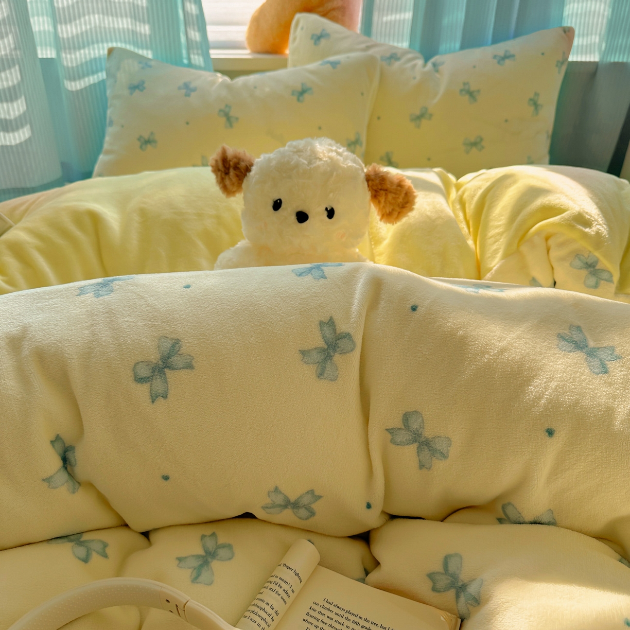 91家纺网 家纺一手货源 找家纺 繁花家居 2025新款小清新180克跑量款牛奶绒三件套四件套 奶黄少女结