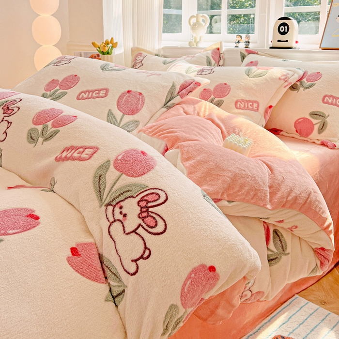 91家纺网 家纺一手货源 找家纺 韩巢家纺 2025新款高克重雪花绒牛奶绒四件套 郁金香