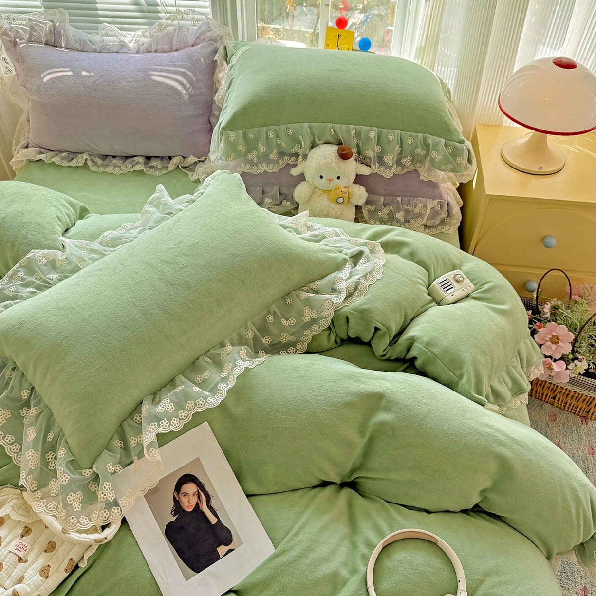 91家纺网 家纺一手货源 找家纺 （总）鑫利来家纺 2025新款法式蕾丝花边牛奶绒四件套韩版花边加厚牛奶绒四件套