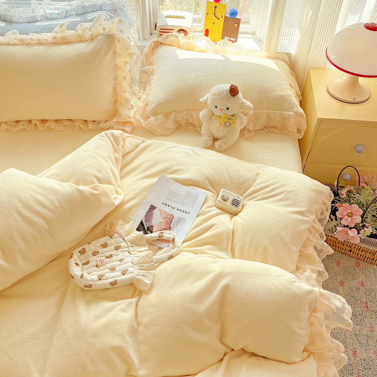 91家纺网 家纺一手货源 找家纺 鑫利来家纺 2025新款法式蕾丝花边牛奶绒四件套韩版花边加厚牛奶绒四件套 倾城-奶黄