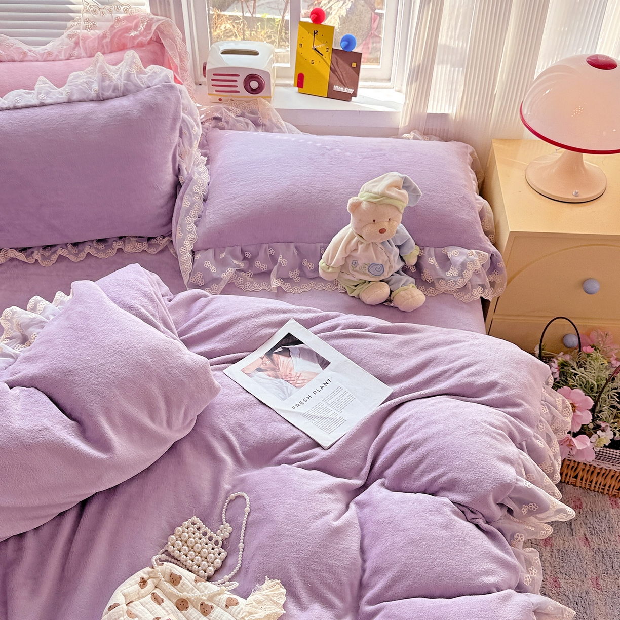 91家纺网 家纺一手货源 找家纺 鑫利来家纺 2025新款法式蕾丝花边牛奶绒四件套韩版花边加厚牛奶绒四件套 倾城-紫