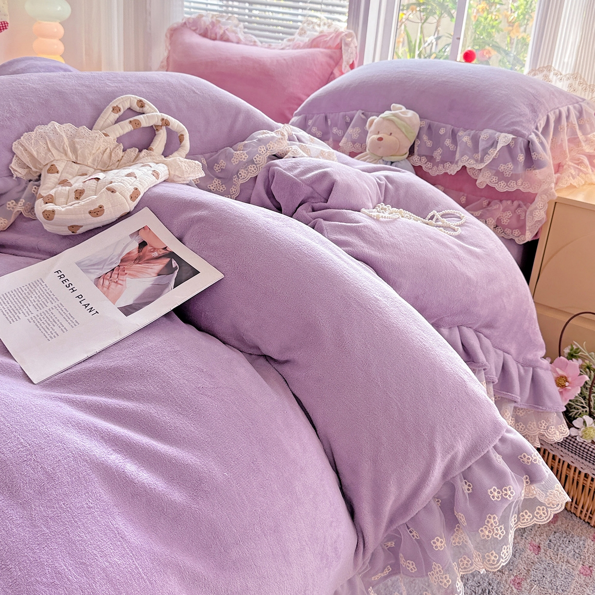 91家纺网 家纺一手货源 找家纺 鑫利来家纺 2025新款法式蕾丝花边牛奶绒四件套韩版花边加厚牛奶绒四件套 倾城-紫