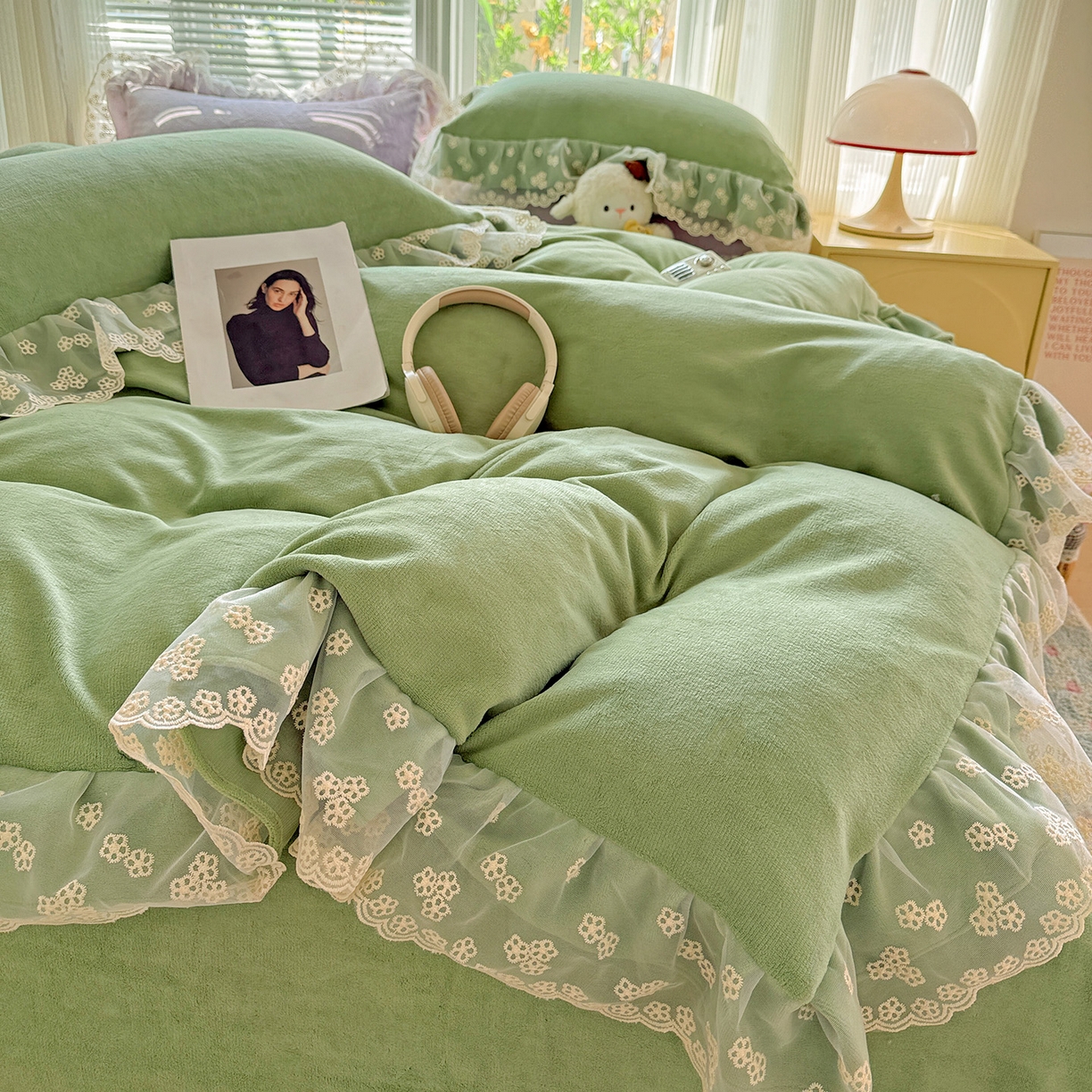 91家纺网 家纺一手货源 找家纺 （总）鑫利来家纺 2025新款法式蕾丝花边牛奶绒四件套韩版花边加厚牛奶绒四件套