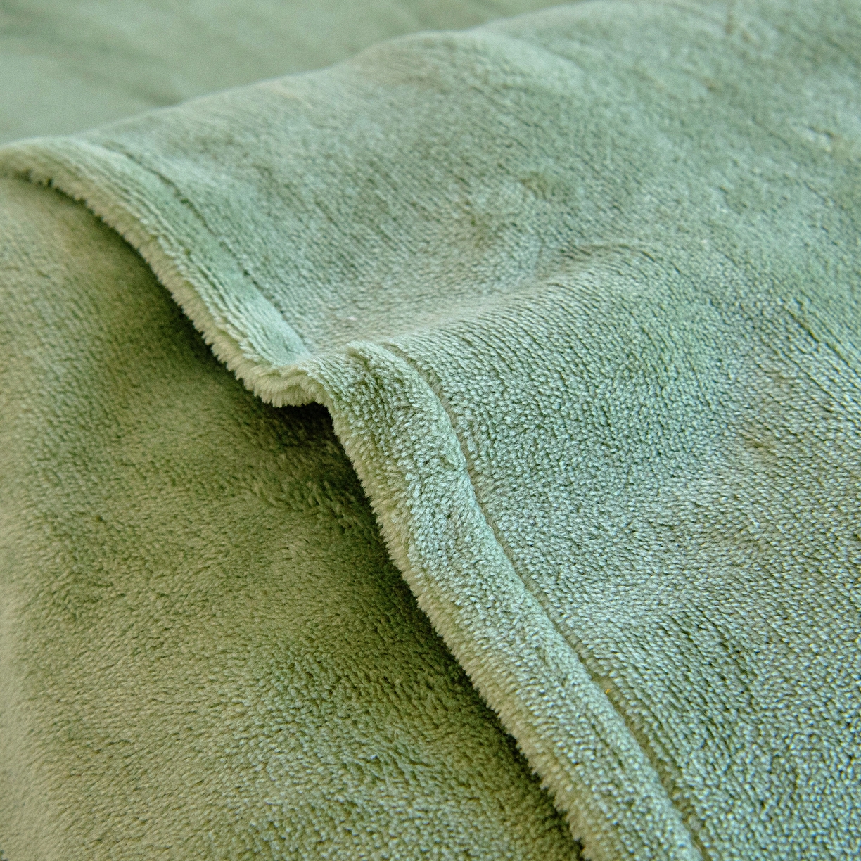 91家纺网 家纺一手货源 找家纺 梵赫 2025新款加厚牛奶绒被套被芯幼儿园被子系列 飞机小恐龙