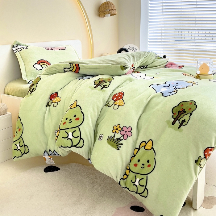 91家纺网 家纺一手货源 找家纺 梵赫 2025新款加厚牛奶绒被套被芯幼儿园被子系列 恐龙集结