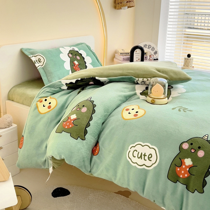 91家纺网 家纺一手货源 找家纺 梵赫 2025新款加厚牛奶绒被套被芯幼儿园被子系列 睡梦龙