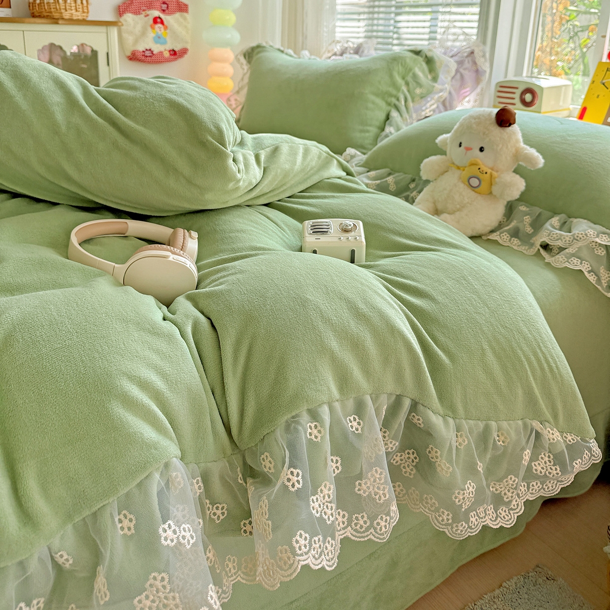 91家纺网 家纺一手货源 找家纺 （总）逸林家纺《原希尔顿逸林》 2025新款法式蕾丝花边牛奶绒四件套韩版花边加厚牛奶绒四件套