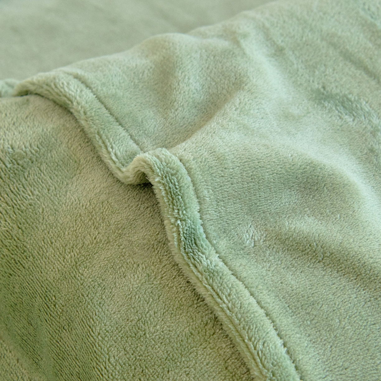 91家纺网 家纺一手货源 找家纺 梵赫 2025新款加厚牛奶绒被套被芯幼儿园被子系列 小恐龙和妈妈