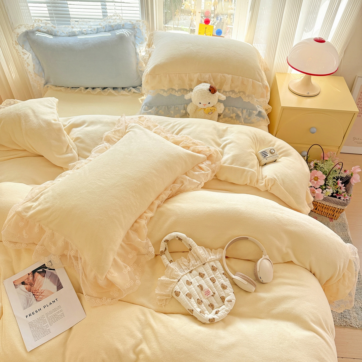 91家纺网 家纺一手货源 找家纺 逸林家纺《原希尔顿逸林》 2025新款法式蕾丝花边牛奶绒四件套韩版花边加厚牛奶绒四件套 倾城-奶黄