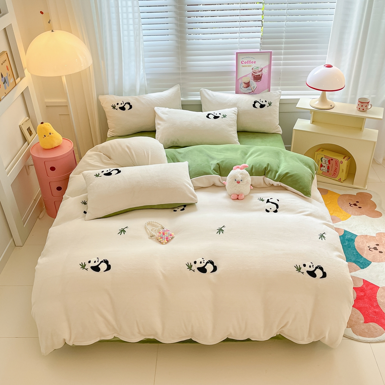 91家纺网 家纺一手货源 找家纺 （总）丽涵家纺 2025秋冬新品210克牛奶绒毛巾绣四件套卡通绣花学生床笠三件套