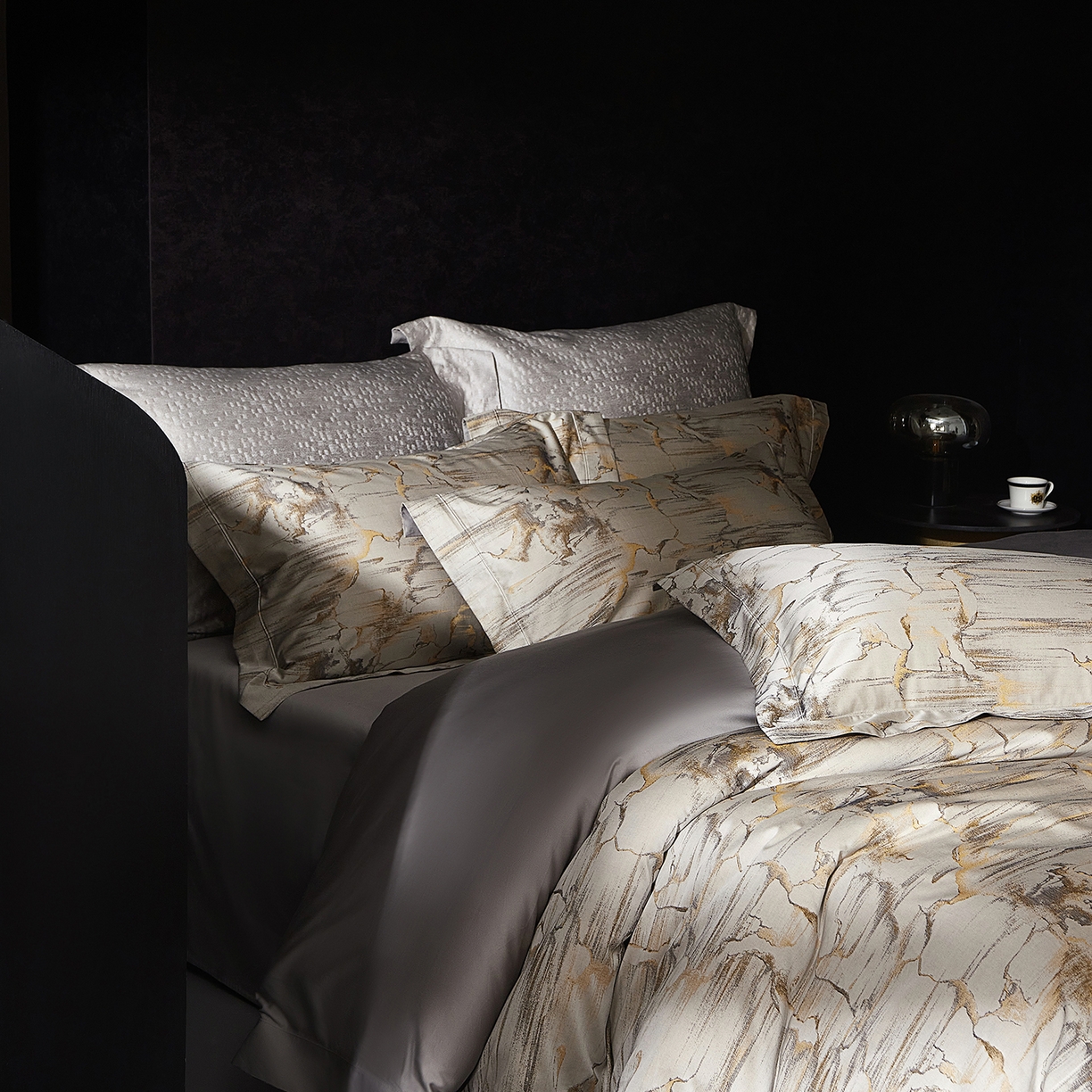 91家纺网 家纺一手货源 找家纺 花时间 2025秋冬新品天丝棉色织错落空间系列四件套 错落空间-金