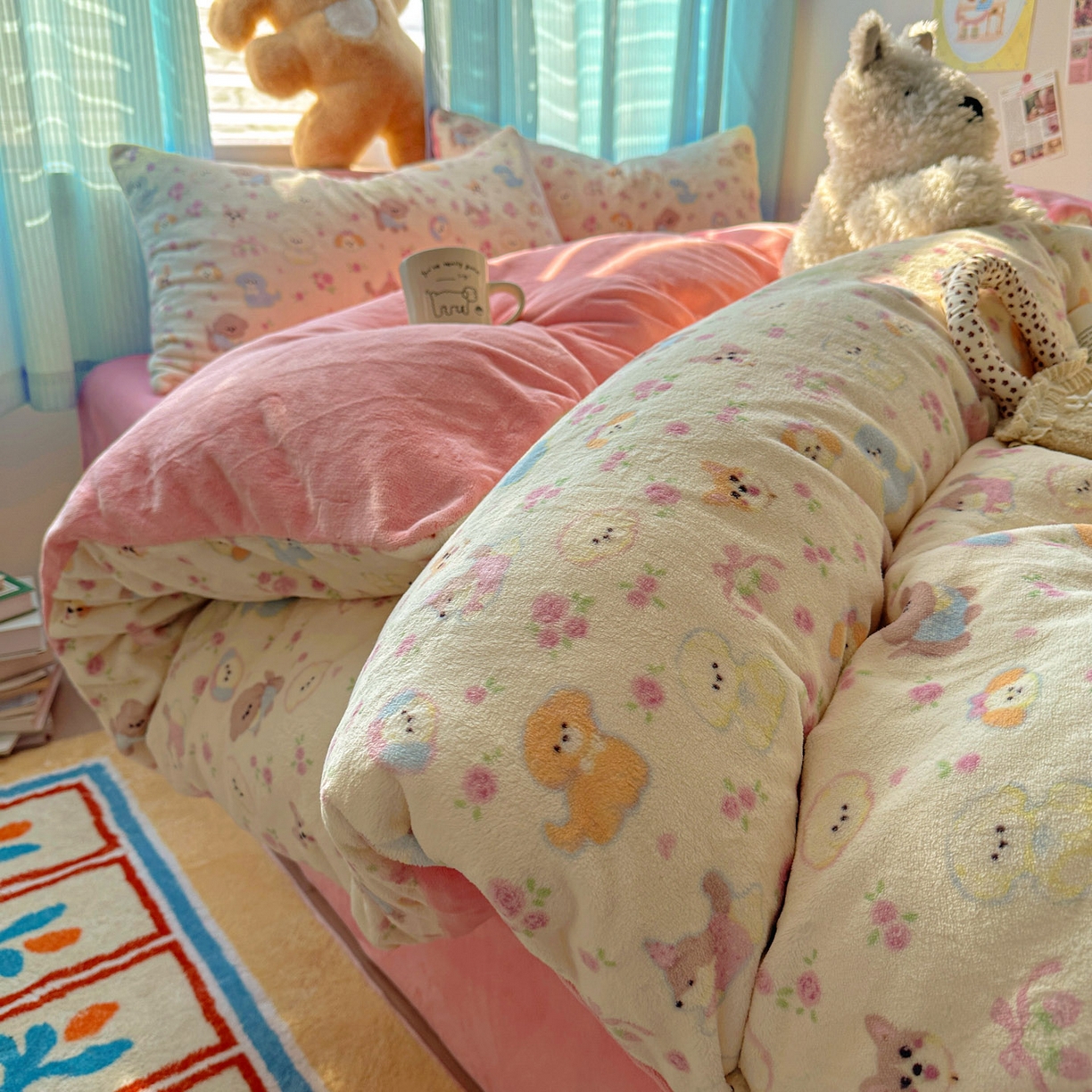 繁花家居 2025新款小清新180克跑量款牛奶绒三件套四件套 小狗乐园