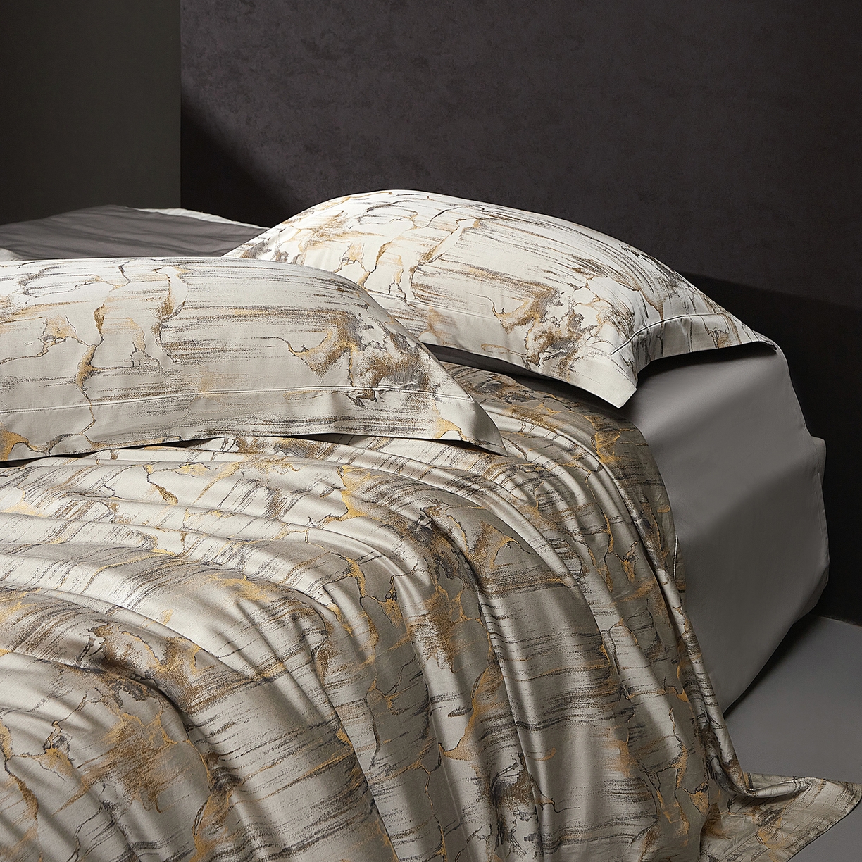 91家纺网 家纺一手货源 找家纺 花时间 2025秋冬新品天丝棉色织错落空间系列四件套 错落空间-金