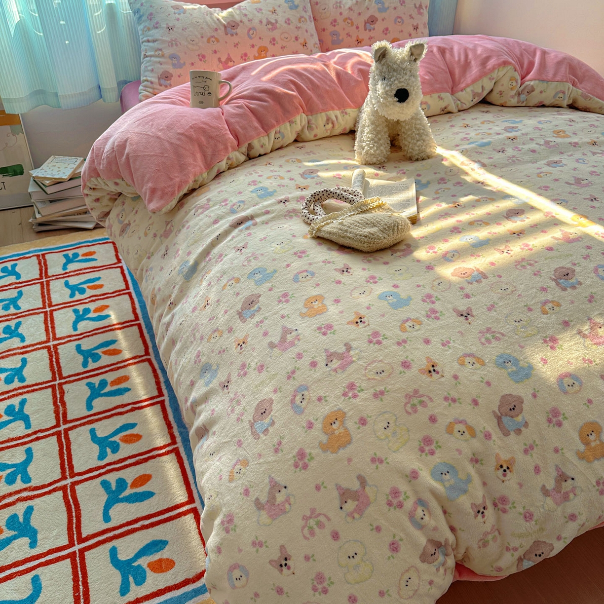 91家纺网 家纺一手货源 找家纺 繁花家居 2025新款小清新180克跑量款牛奶绒三件套四件套 小狗乐园