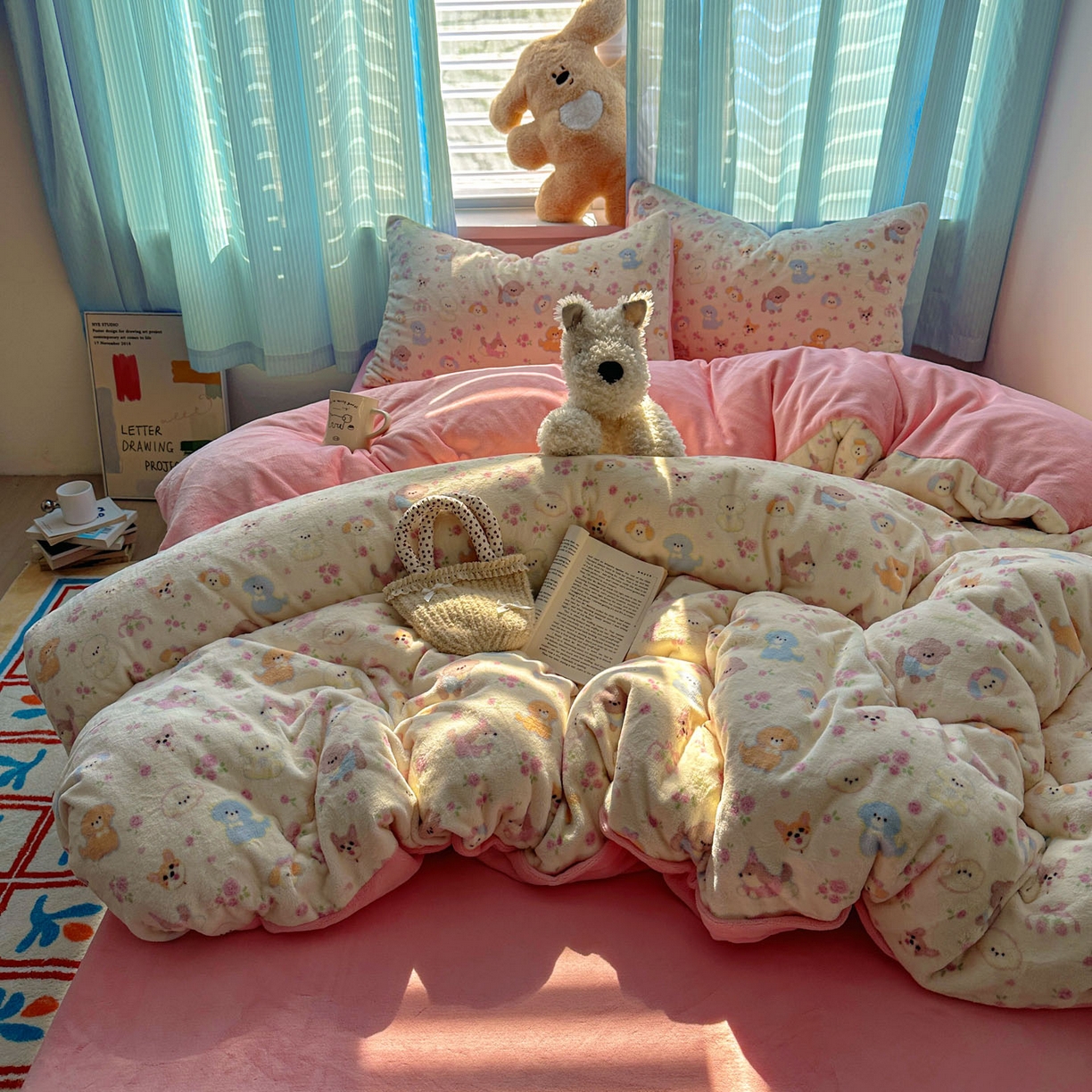 91家纺网 家纺一手货源 找家纺 繁花家居 2025新款小清新180克跑量款牛奶绒三件套四件套 小狗乐园