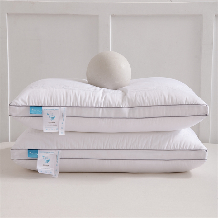 91家纺网 家纺一手货源 找家纺 （总）仁宇枕业 2025新款新品 全棉贡缎绣花蝴蝶舒适高枕头单人双人全棉酒店枕头枕芯