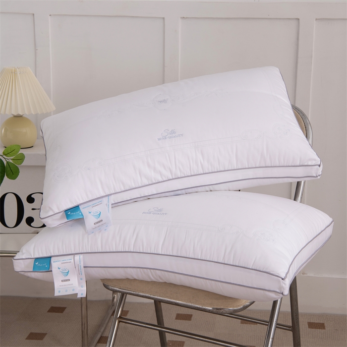 91家纺网 家纺一手货源 找家纺 （总）仁宇枕业 2025新款新品 全棉贡缎绣花蝴蝶舒适高枕头单人双人全棉酒店枕头枕芯