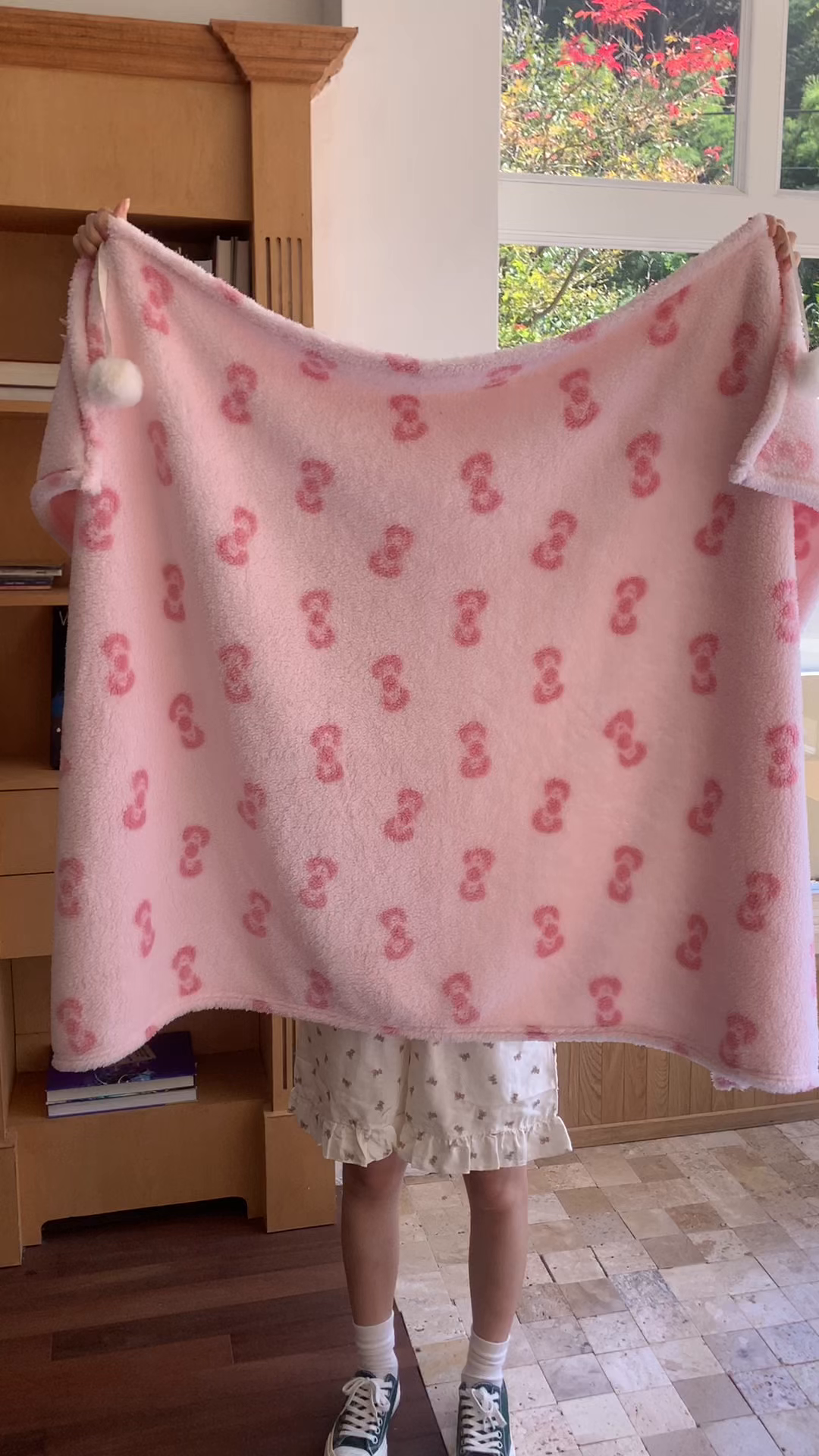 91家纺网 家纺一手货源 找家纺 桃喜 2025新款摇粒绒披肩毯毛毯毯子 粉色蝴蝶结